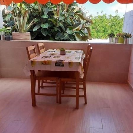 Apartament Casa Tavio 3 Arona  Zewnętrze zdjęcie